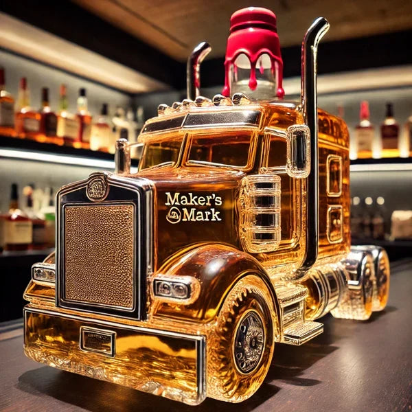 Befüllter Whisky Dekanter im LKW-Design, 380ml, präsentiert Spirituosen stilvoll in jeder Mancave oder Bar.