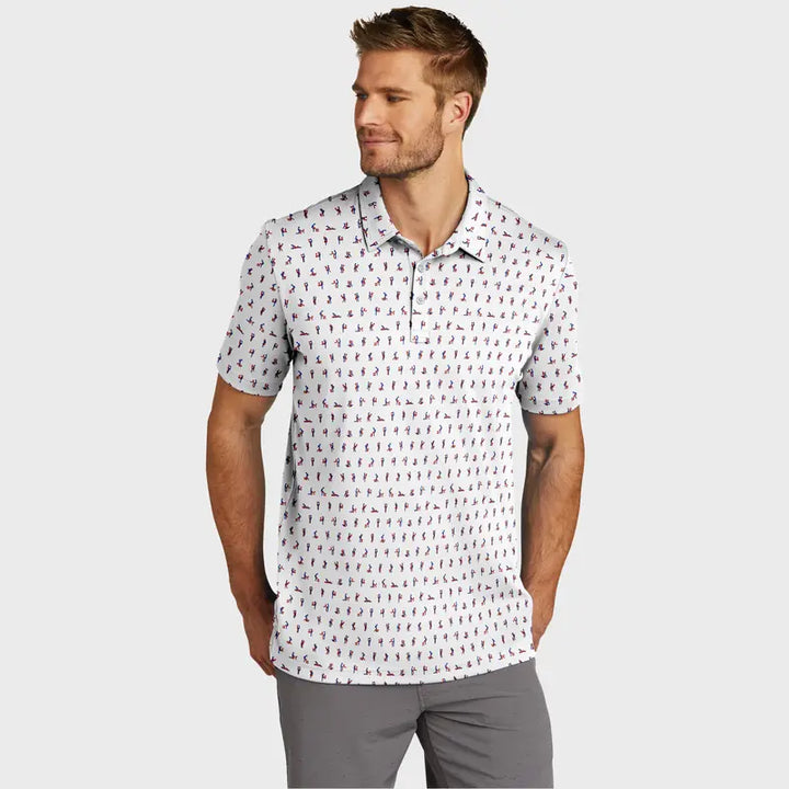 Modernes Herren Poloshirt weiß mit Print; kurzarm & vielseitig kombinierbar. Atmungsaktiv.