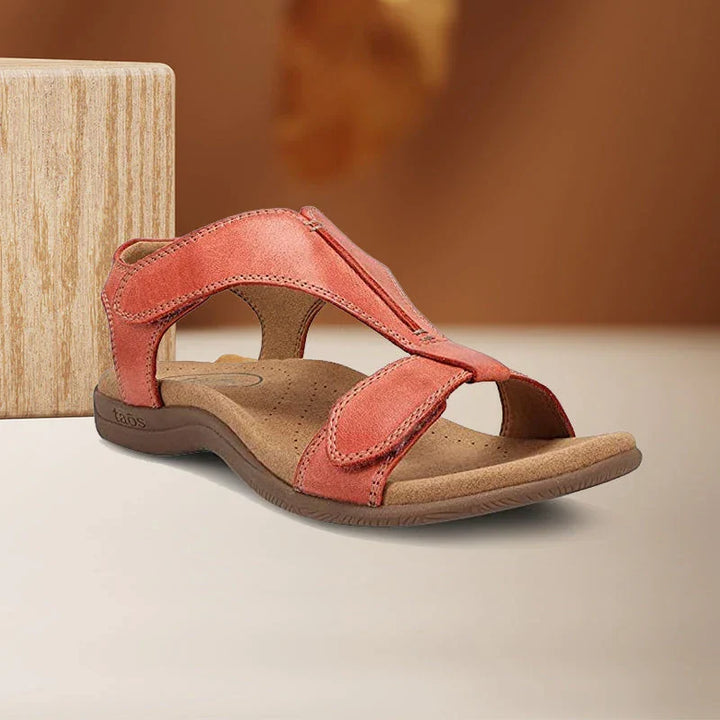 Elegante Damen Keilsandaletten mit Klettverschluss und Fußgewölbestütze für optimalen Komfort im Sommer.