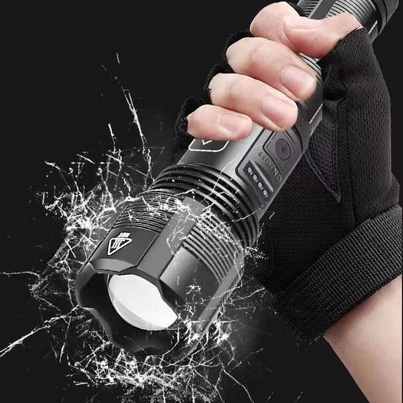 USB aufladbare LED Handlampe mit 5 Modi, Hochleistungs-LED, ideal für Notfälle & Camping.