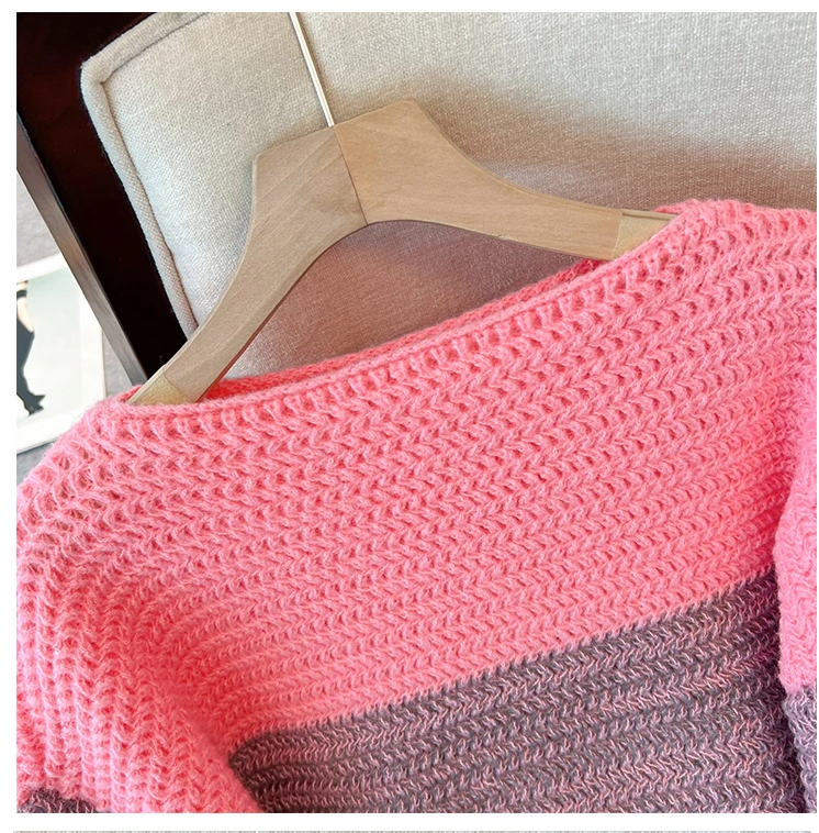 Moderner Damen Herbstpullover Übergröße. Farb-Patchwork, bequemer Loose Fit, lässige Frauenmode.