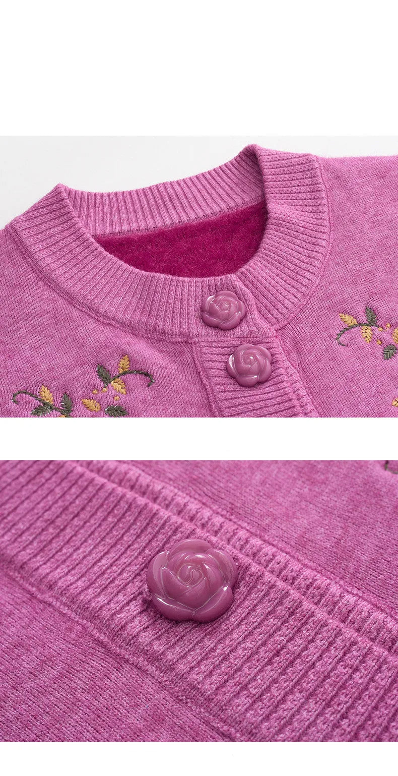 Bequemer Damen Übergrößen-Cardigan mit Vintage-Muster, ideal für kalte Wintertage.