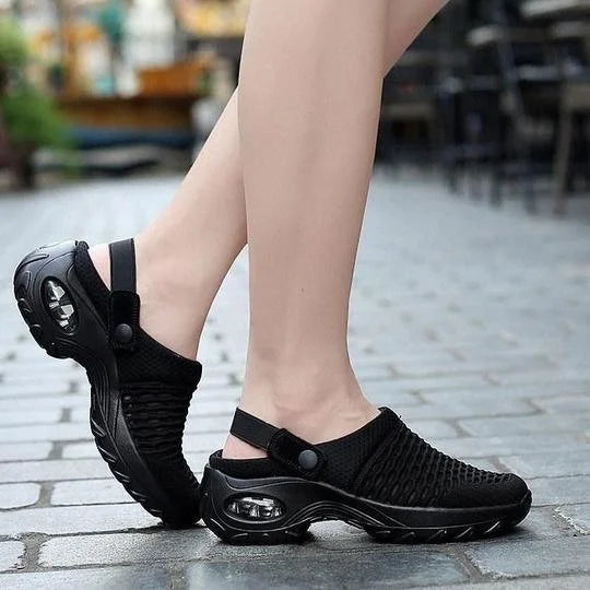 Gesundheitssandalen Damen: Slip-On-Design, breite Zehenbox und dämpfendes Luftkissen für den Alltag.