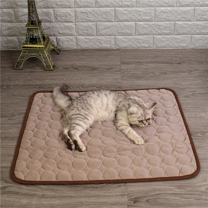 Erfrischende Kühlmatte für Haustiere, sorgt für Abkühlung und Entspannung bei Hitze. Perfekt für Hund & Katze.