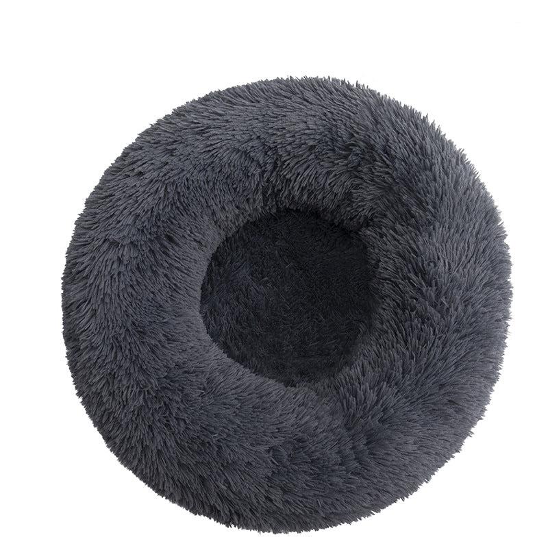 Luxuriöses Plüschbett für Katzen, weich gepolstert, Wolken-Design für maximalen Komfort.