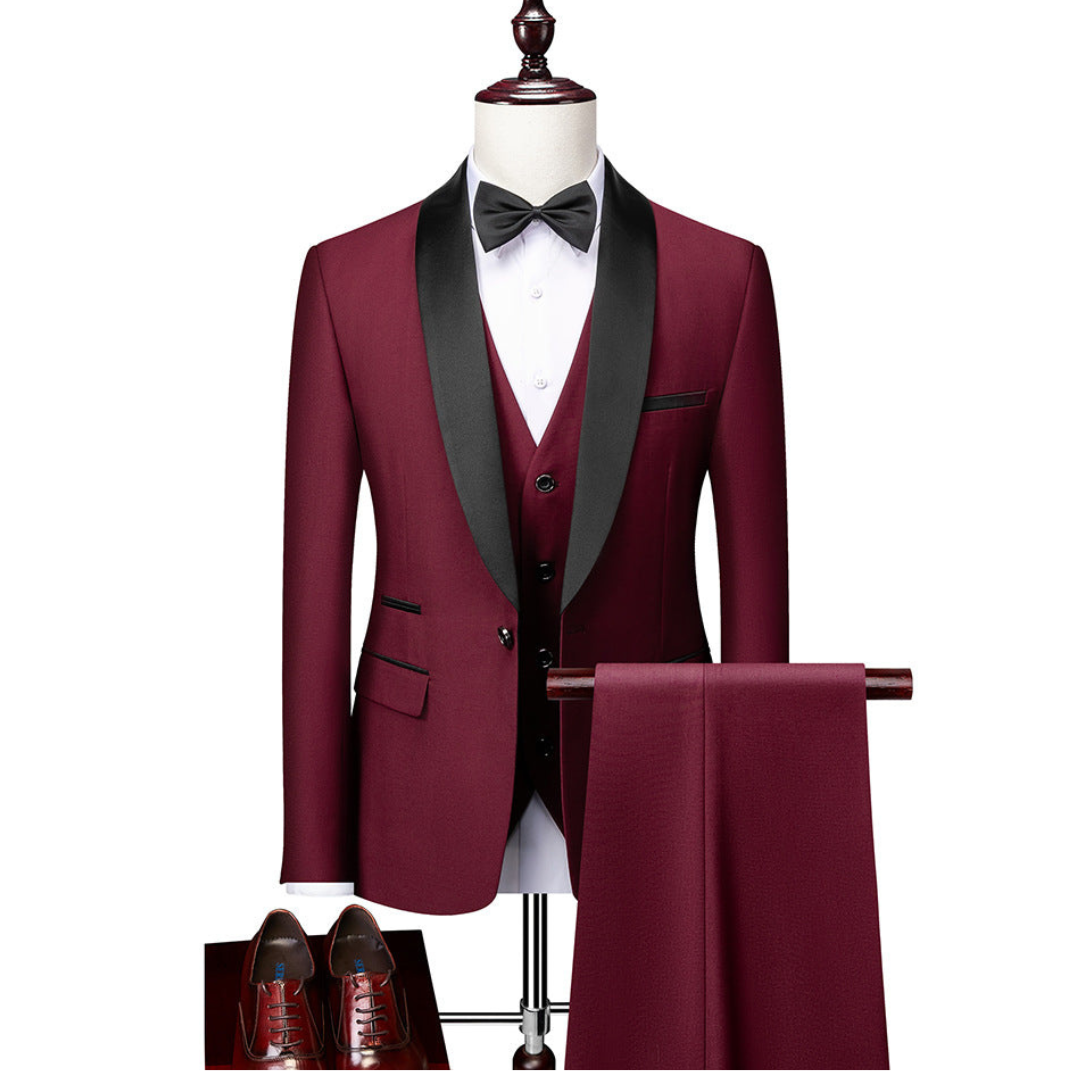 Klassischer Herren Dreiteiler Anzug. Ideal als Businessanzug, Hochzeitsanzug oder für festliche Anlässe.