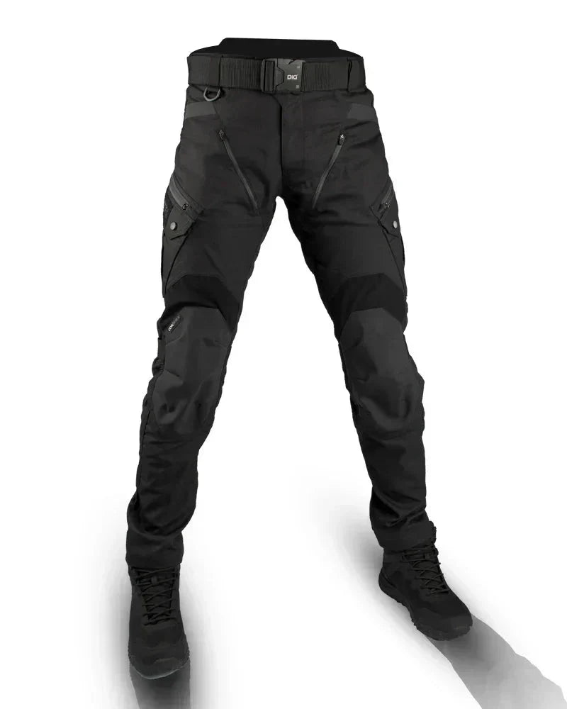 Schwarze Herren Militär Cargo Hose, extrem robust, bequem und funktional für den Alltag und Outdoor.