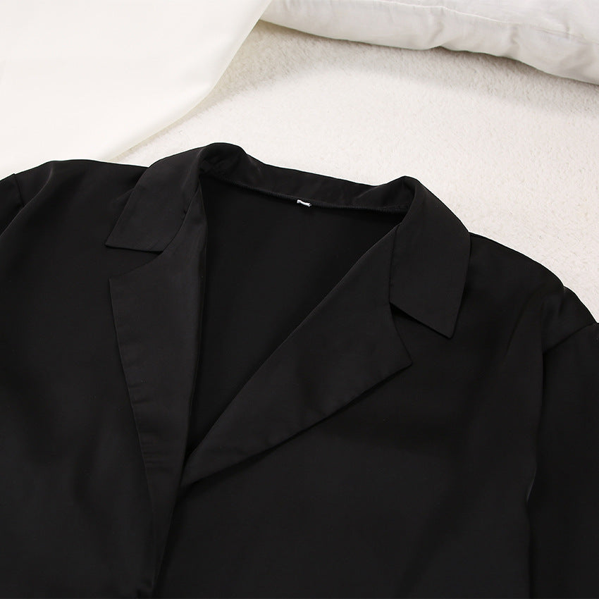 Vielseitiges Damen Pyjama Set, als Schlafanzug, Loungewear & Hausanzug tragbar, elegant & bequem.