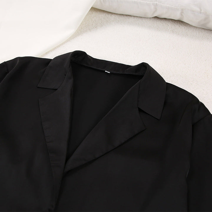 Vielseitiges Damen Pyjama Set, als Schlafanzug, Loungewear & Hausanzug tragbar, elegant & bequem.