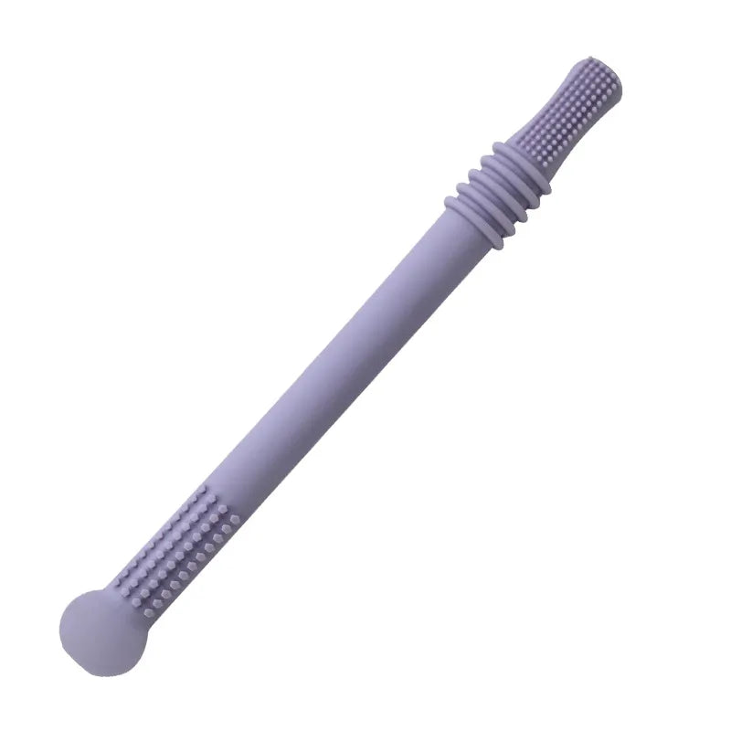 Ergonomisches Silikon Beißröhrchen, perfekt für kleine Babyhände, als Zahnungshilfe.