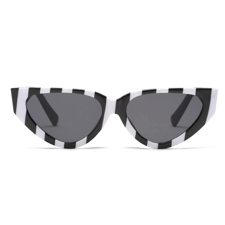 Sommerliche Retro Sonnenbrille für Damen, Katzenauge, eleganter UV-Schutz.