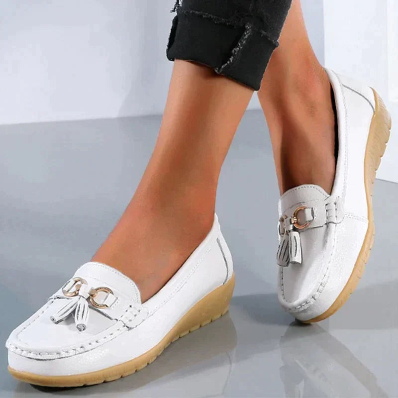 Damen Mokassins: bequeme, elegante & rutschfeste Slipper. Ideale Damenschuhe für Alltag und sommerliche Freizeit.