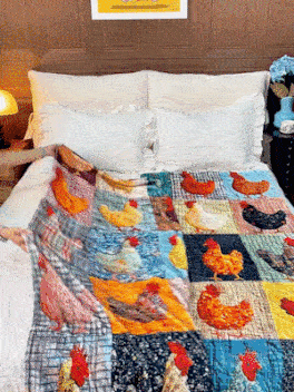 Warmer Bettüberwurf aus pflegeleichtem Flanell, für gemütliche Stunden im Schlafzimmer.
