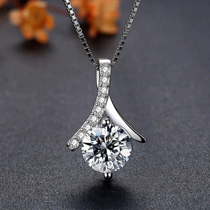 Elegante Damen Seelenverwandten Kristall-Halskette aus Sterlingsilber mit funkelndem Zirkonia-Anhänger, ideales Geschenk.