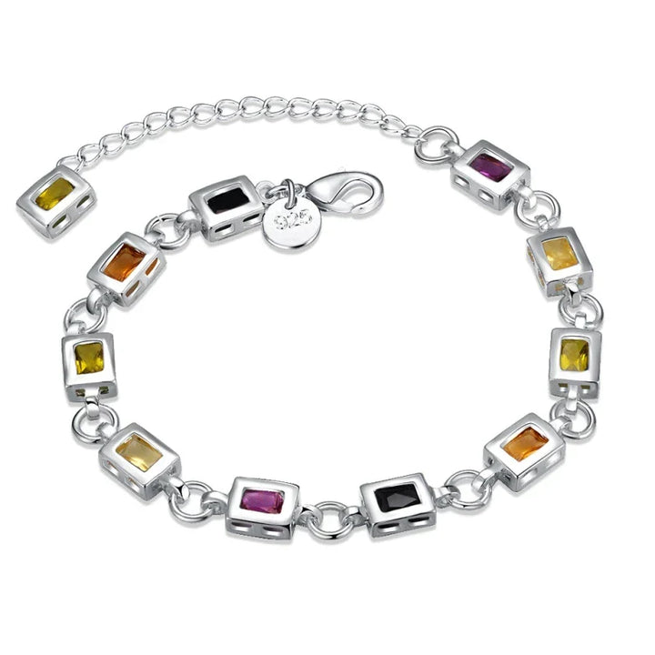 Glänzendes Unisex Zirkon-Silberarmband, rechteckige Glieder, zeitlos elegant.