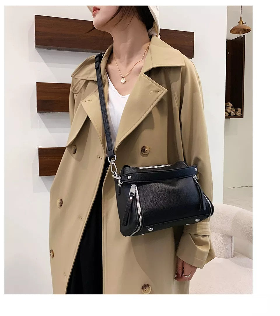 Damen elegante Einkaufstasche in Lederoptik. Stilvolle Schultertasche für Business & Freizeit.