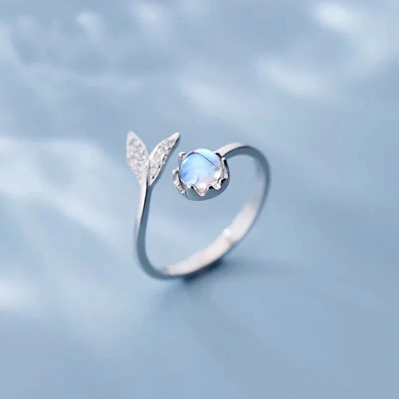 Damen Verstellbarer Mondsteinring aus 925 Sterling Silber. Für Balance & Eleganz.