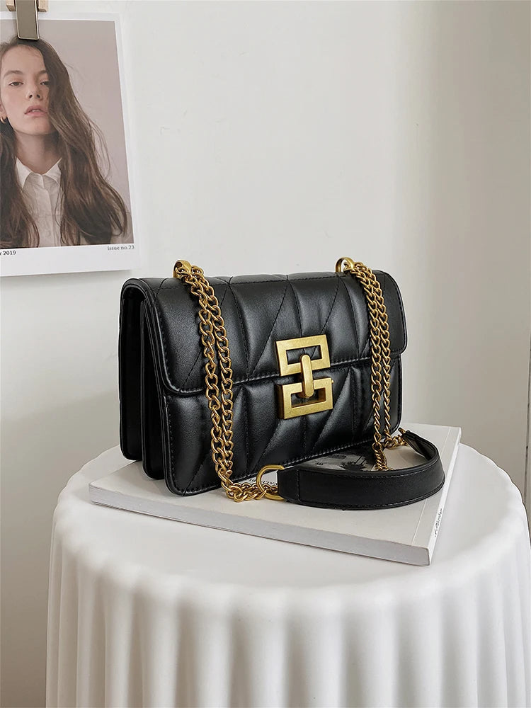 Elegante Damen Umhängetasche in Schwarz mit Kette und luxuriöser Diamantprägung für Alltag & Pendler.