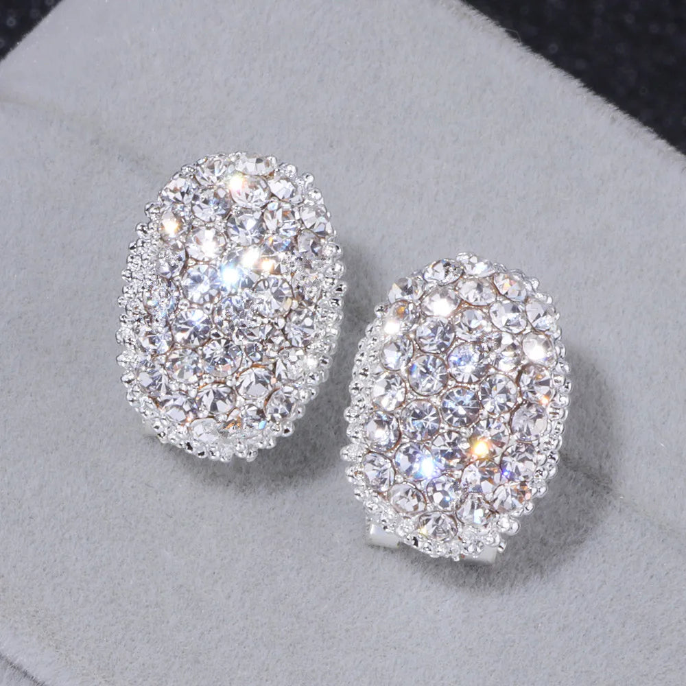 Romantische Zirkonia-Ohrringe für Damen als funkelndes Geschenk; eleganter Hochzeitsschmuck für besondere Anlässe.