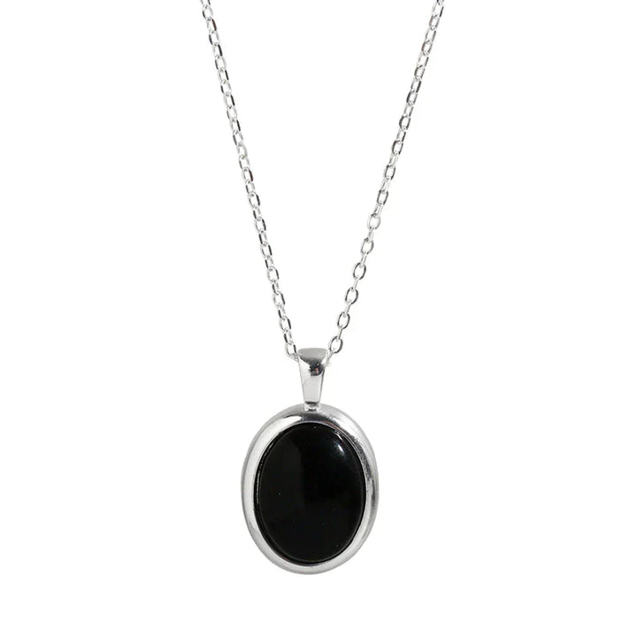 Schwarze Opal-Halskette S925 Silber, ovaler Edelstein, minimalistisch elegant, Damenschmuck.