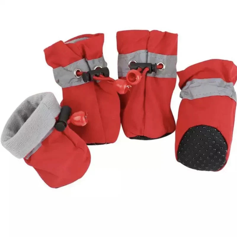 Robuste Hundeschuhe für Winter, wind- & wasserdicht, schützen Pfoten vor Eis, Schnee und Salz. Ideal für Outdoor-Hunde.
