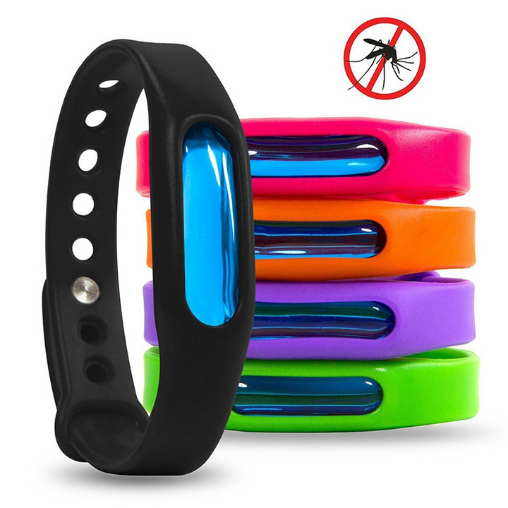 Chemiefreies Mückenschutz-Armband für natürlichen Schutz bei Outdoor-Aktivitäten, ideal für die Familie.