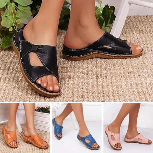 Nahaufnahme der Damen Sommersandalen mit Fußgewölbestütze und Memory-Foam Sohle für höchsten Komfort.