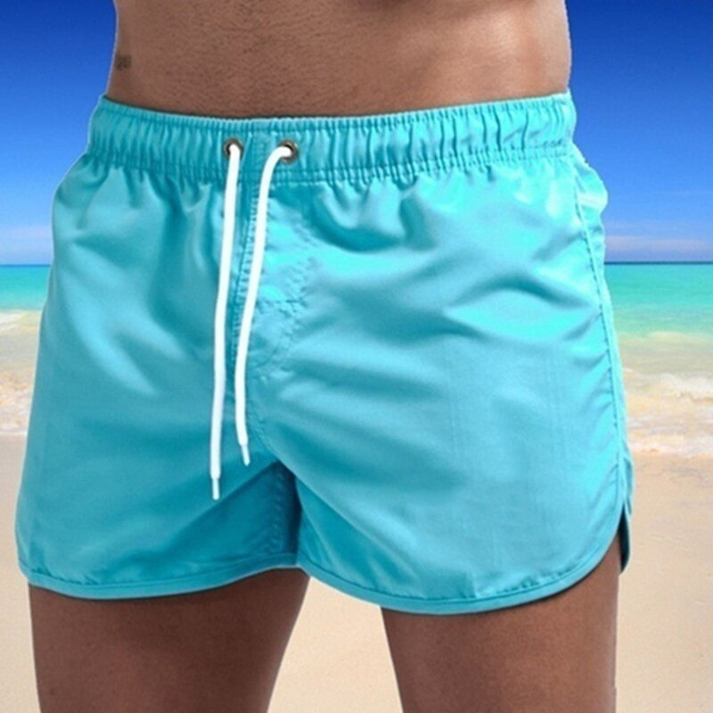 Komfortable Schwimmshorts: Schnelltrocknende Herren Badehose, ideal für Sport, Freizeit und sonnige Sommertage am Wasser.