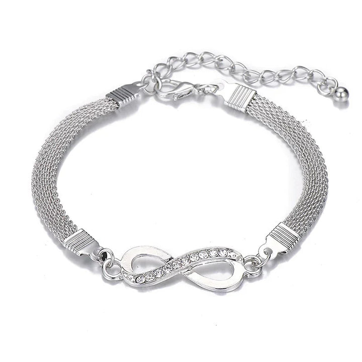 Damen Elegantes Infinity-Armband aus Sterling-Silber. Zeitloses Unendlichkeits-Design, perfektes Geschenk für Frauen.