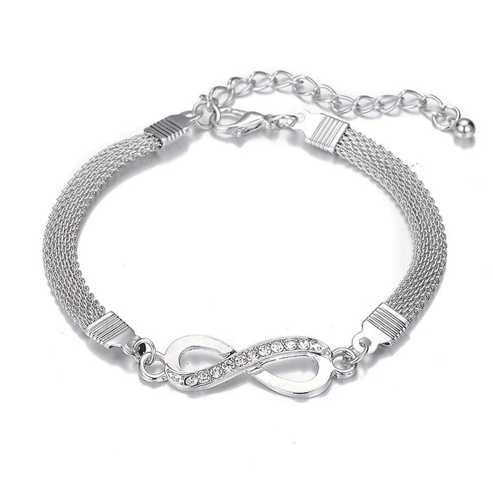 Silbernes Infinity Armband für Frauen, ideales Geschenk für Jahrestag, Valentinstag & Weihnachten.