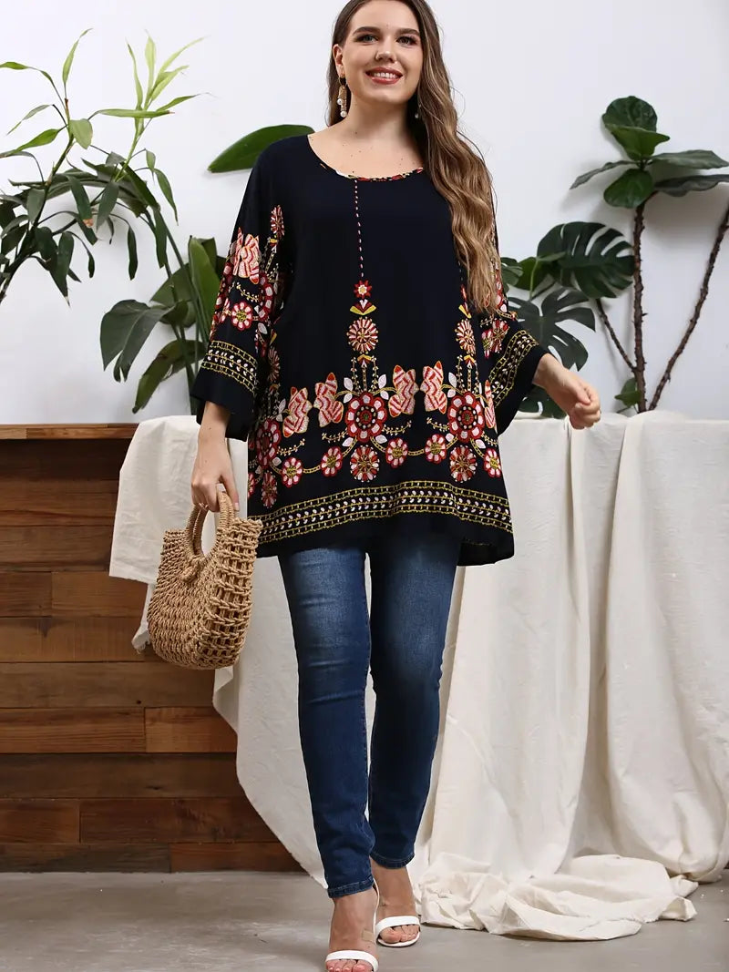 Stilvolle Damen Übergröße Tunika mit floralem Design, Langarm, ideal für elegante Herbstoutfits.