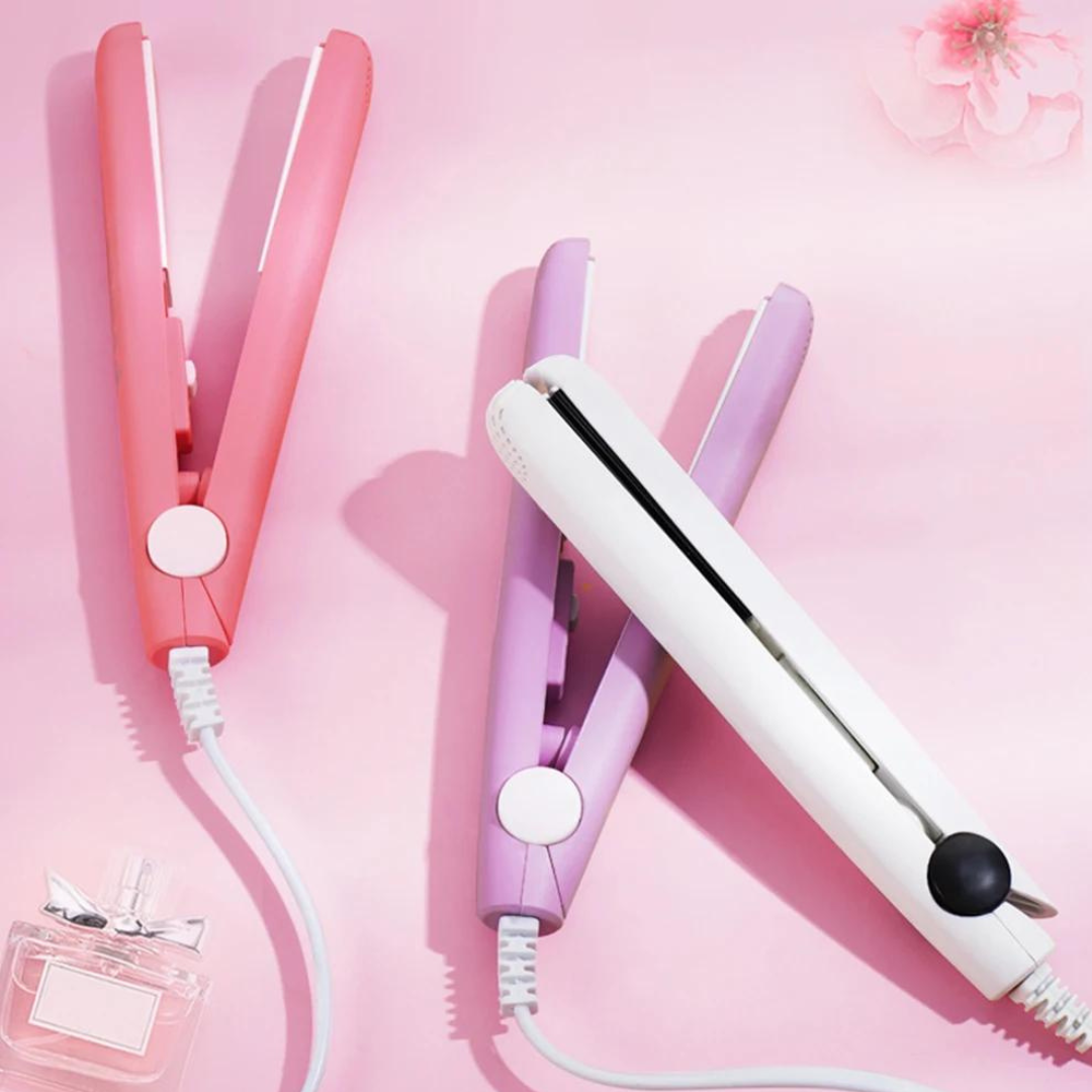 Glatte, glänzende Haare mit dem kompakten Mini Glätteisen. Keramikplatten schonen das Haar.