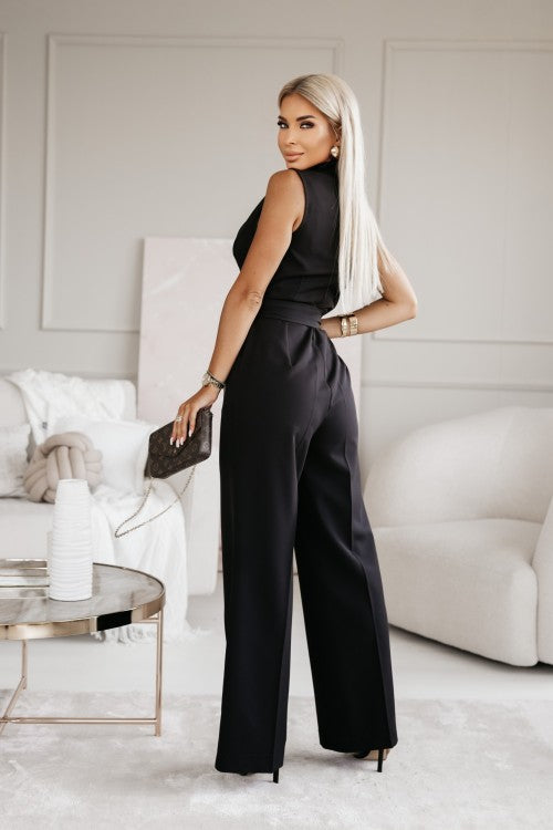 Damen Abend Overall mit weitem Hosenbein. Femininer, eleganter Jumpsuit für Partys und Abendveranstaltungen.