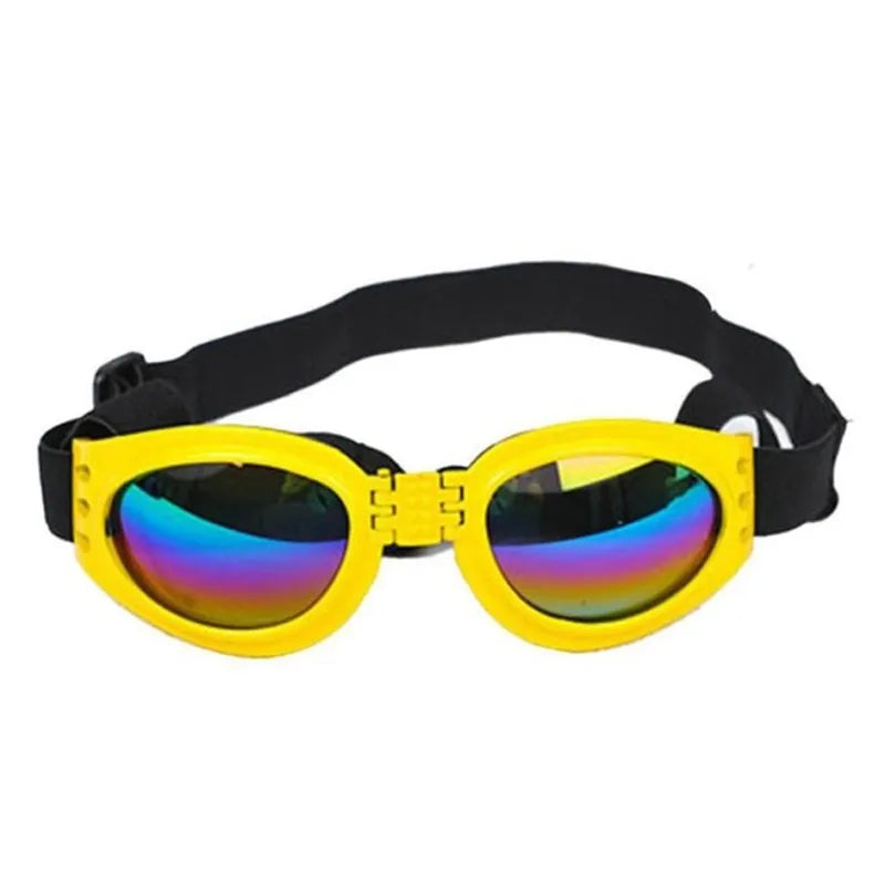 Komfortable Hundeschutzbrille. Schützt Hundeaugen vor UV-Strahlung und Wind. Modisches Outdoor-Accessoire.