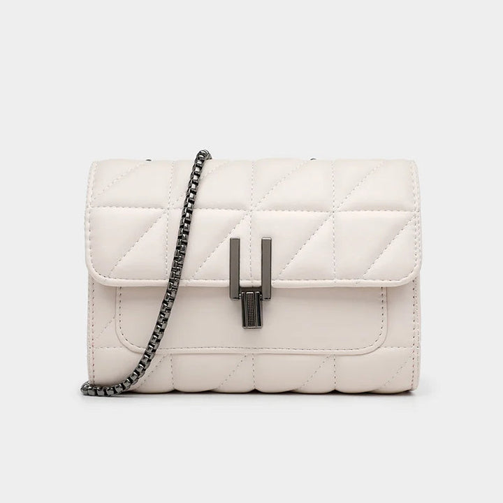 Weiße Luxus Damenhandtasche, Messenger Stil mit Kettenakzent, vielseitig & modern.