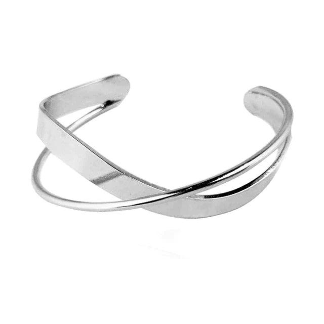Luxuriöses europäisches Goldarmband, verstellbar, das perfekte Geschenk für Sie, stilvolles Mode-Accessoire.