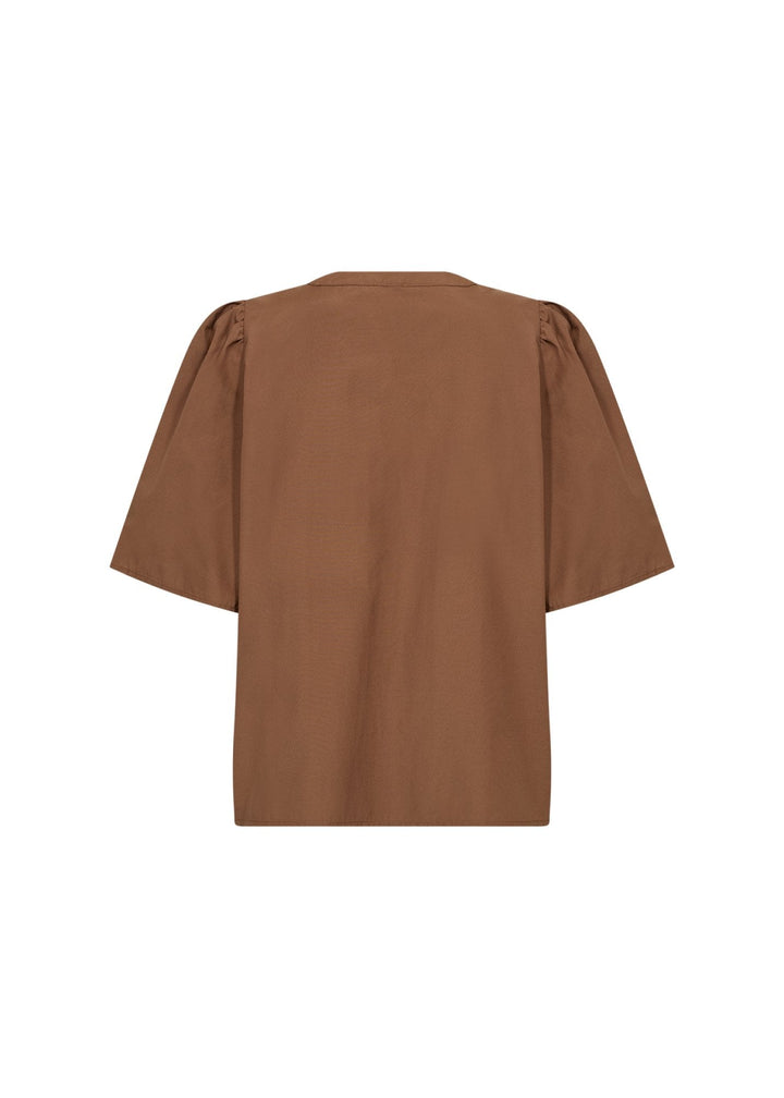 Modische Damenbluse, kurzärmelig, mit Rundkragen und dezenten Knöpfen. Ideal für Business & entspannte Outfits.