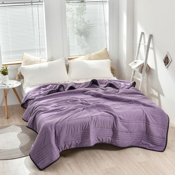 Leichte, kühlende Überwurfdecke für das Schlafzimmer, feuchtigkeitsregulierend & gemütlich.
