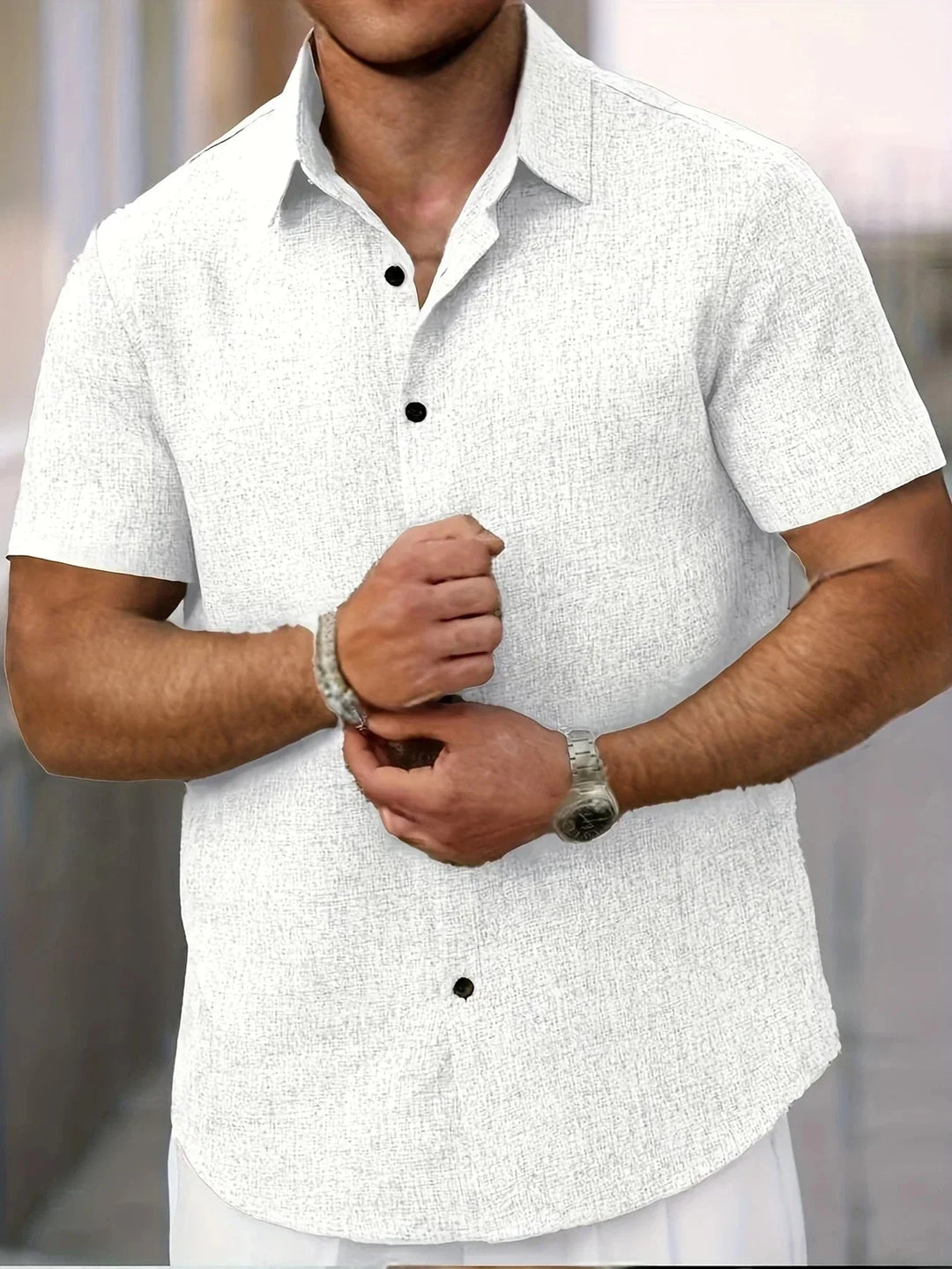 Elegantes Kurzarmhemd für Herren, klassisch & perfekt für Sommermode.