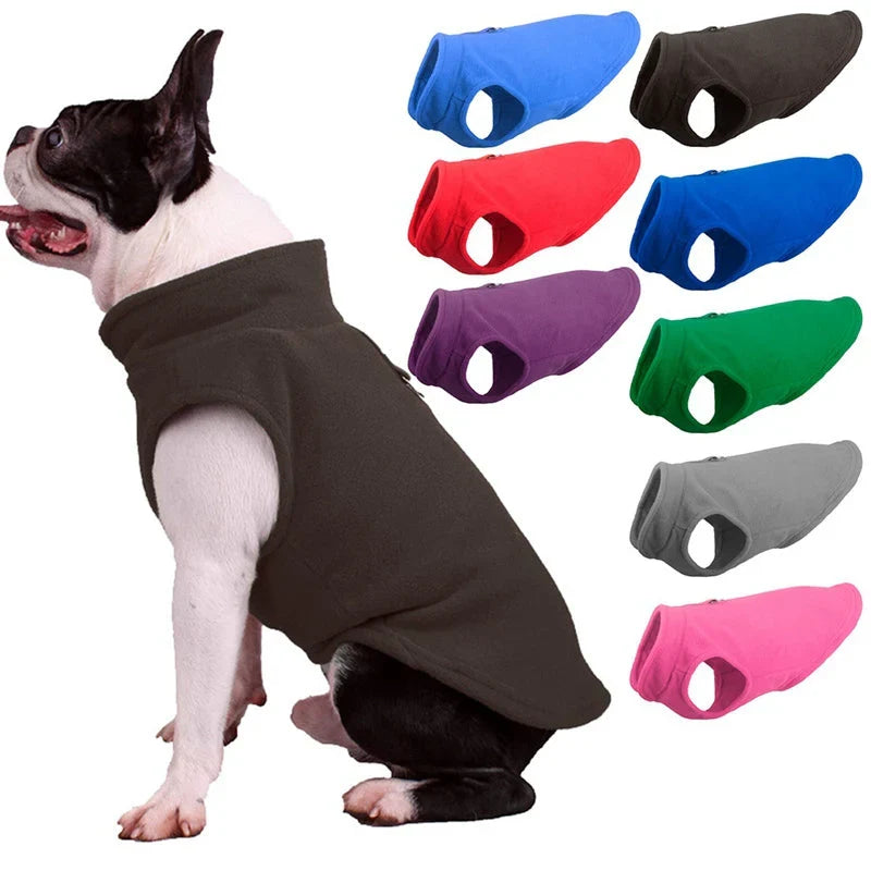 Praktische Hundejacke mit Reflektoren für Sicherheit im Dunkeln. Ganzjähriger Wetterschutz & hoher Komfort.
