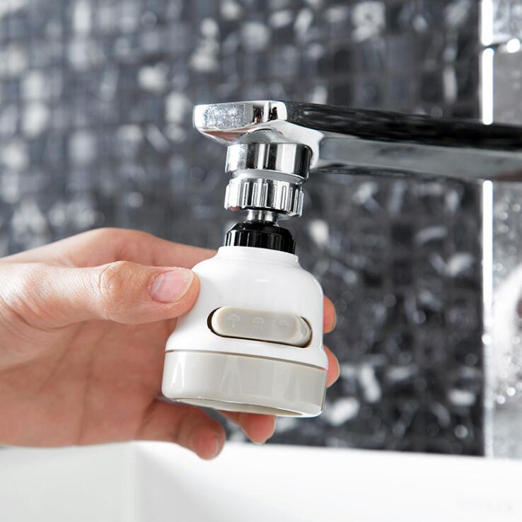 Magischer 360° Wasserhahn Aufsatz, ein unverzichtbarer Küchenhelfer für mühelose Reinigung.