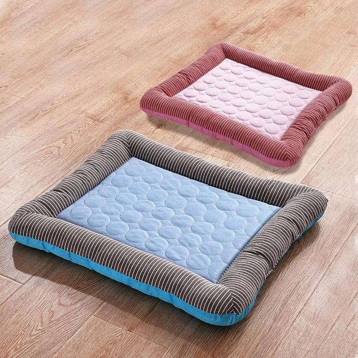 Selbstkühlende Hundematte für Komfort im Sommer. Ideal zur Abkühlung für Hunde & Katzen bei Hitze.