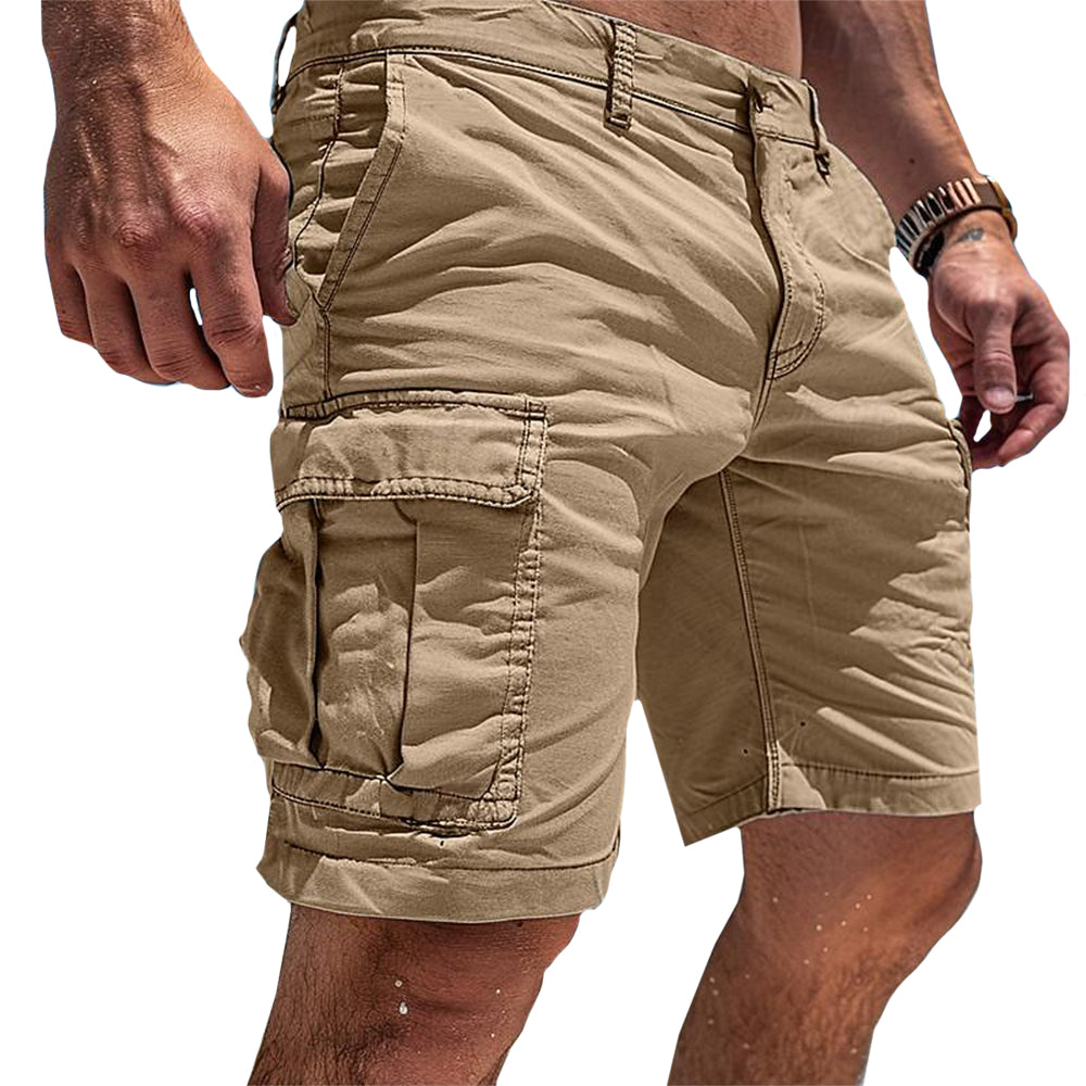 Leichte Herren Cargo Shorts in Khaki, ideal für Freizeit & Outdoor-Aktivitäten. Bequeme kurze Hose für den Sommer.
