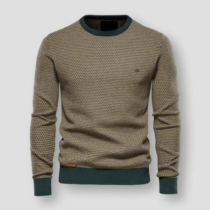 Komfortabler Herren Strickpullover in warmem Orange. Legeres Oberteil für Herbst und Winter, ideal für Männer.