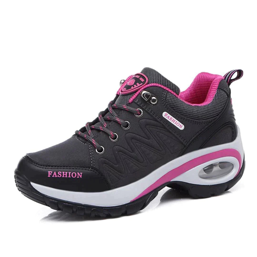 Modische orthopädische Damen-Sneakers in Grau. Haltungskorrektur, Fußgewölbestütze & Komfort für tägliche Spaziergänge.