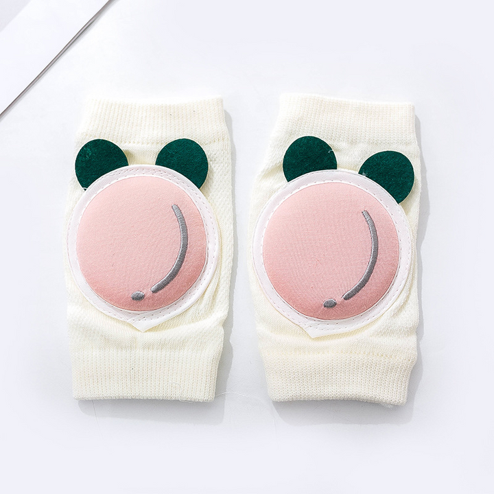 Weiße Baby Krabbelschoner, atmungsaktiv und weich, perfekt für aktive Krabbelbabys.