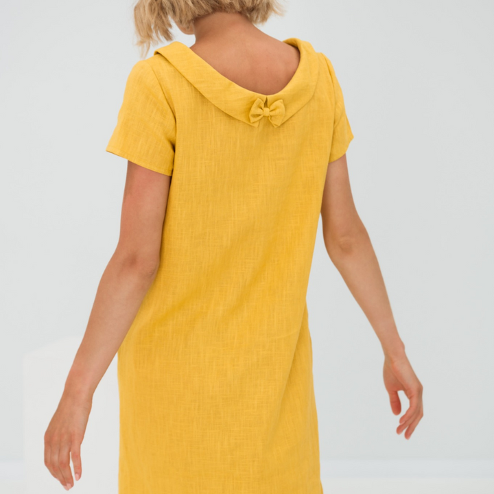 Ärmelloses Shift Midikleid für Damen mit Halbkragen und praktischen Taschen, perfekt für Freizeit & Eleganz.