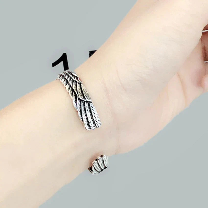 Verstellbares Unisex Vintage Adler-Armband aus Metall, Glücksbringer, ideal als Geschenk.