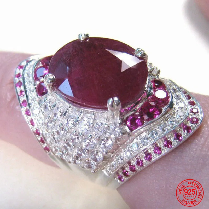 Zeitloser 925 Silber Rubinring für Damen, ein eleganter Luxusring und ideales Geburtstagsgeschenk.