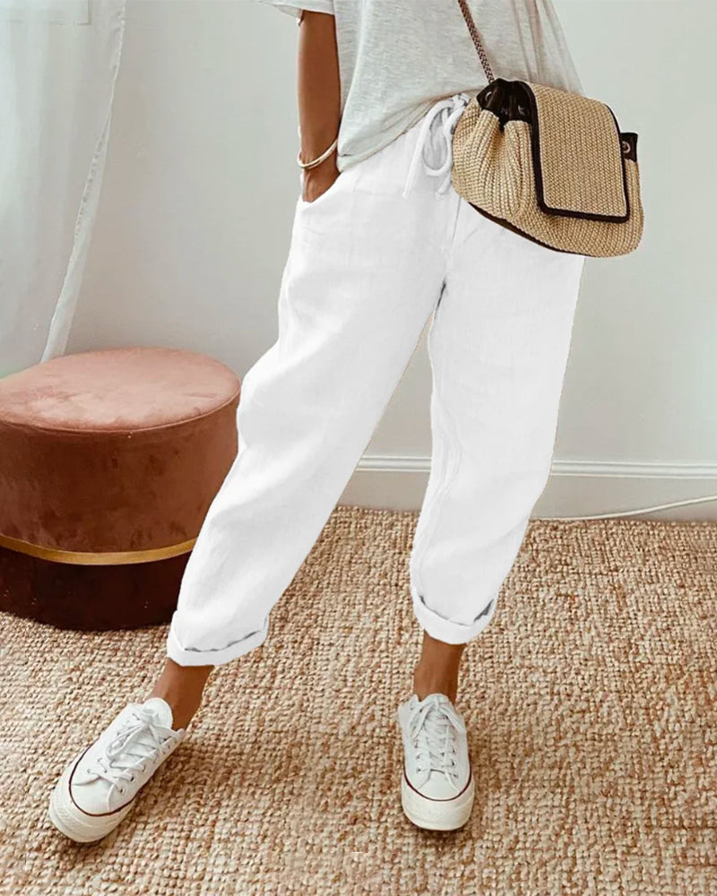 Schicke Damen Weitehose mit hohem Bund, elegant und atmungsaktiv, perfekt für sommerliche Anlässe.